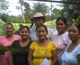 Grupo de Argendora, parte del proyecto Fortalecimiento Administrativo y de Gestión Microempresarial Santa Cecilia La Cruz, Guanacaste (1)